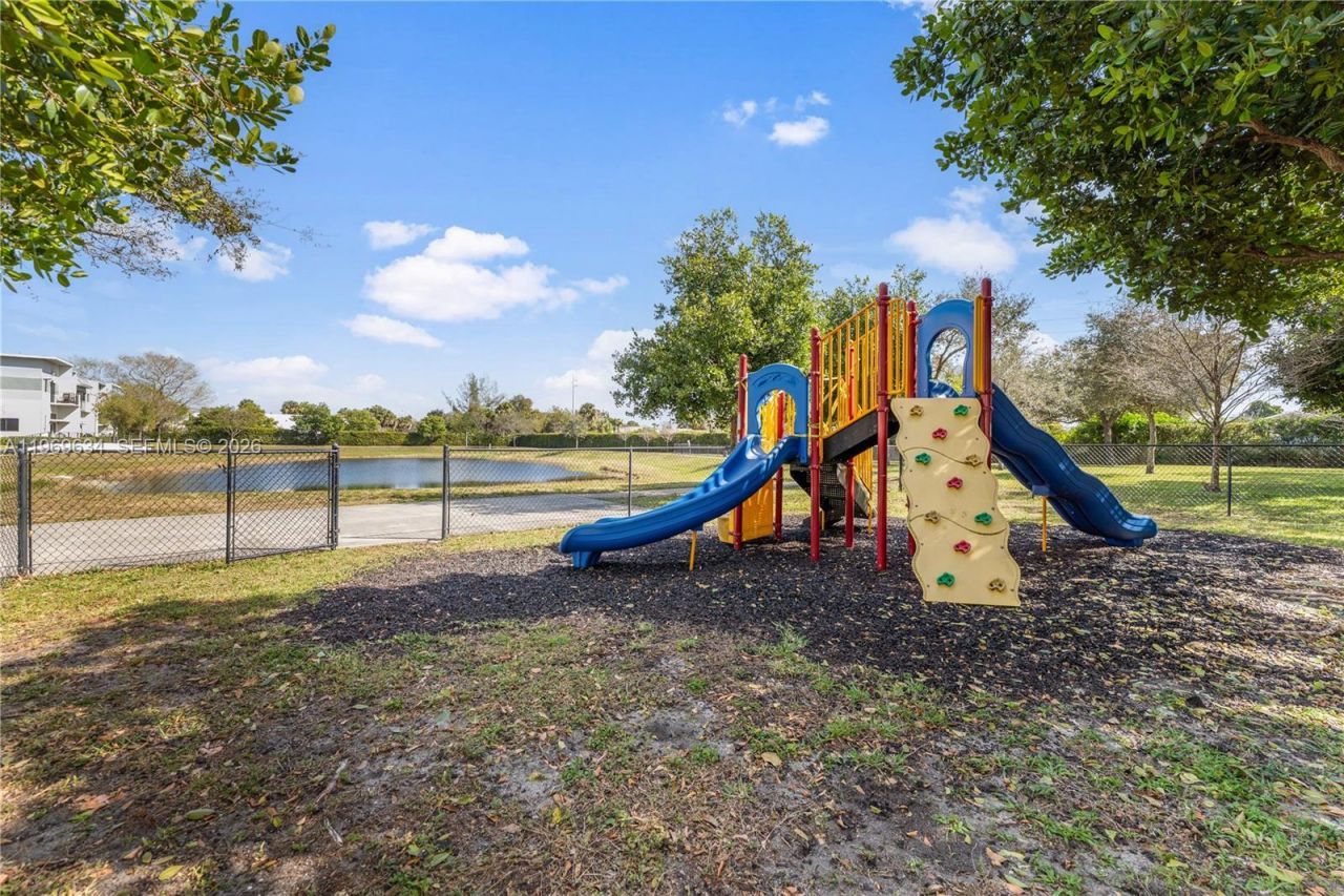 4440 NW 8th Ct , Plantation, FL 33317 Photo