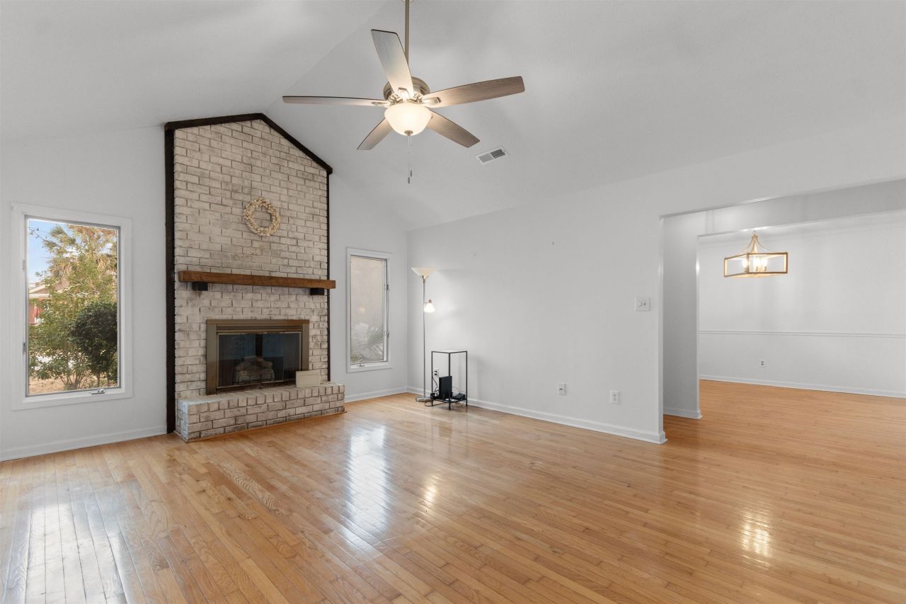 9 Pioneer Ln. Photo 6