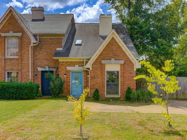 218 S WALNUT BEND RD, Memphis, TN 38018