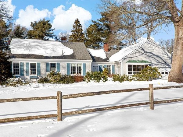 180 Pond View Drive, Barnstable, MA 02632