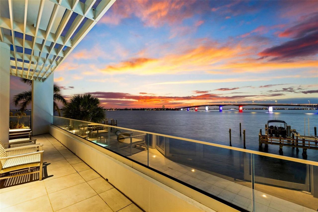 280 Golden Gate Point, Unit 200, Sarasota, FL 34236 Photo