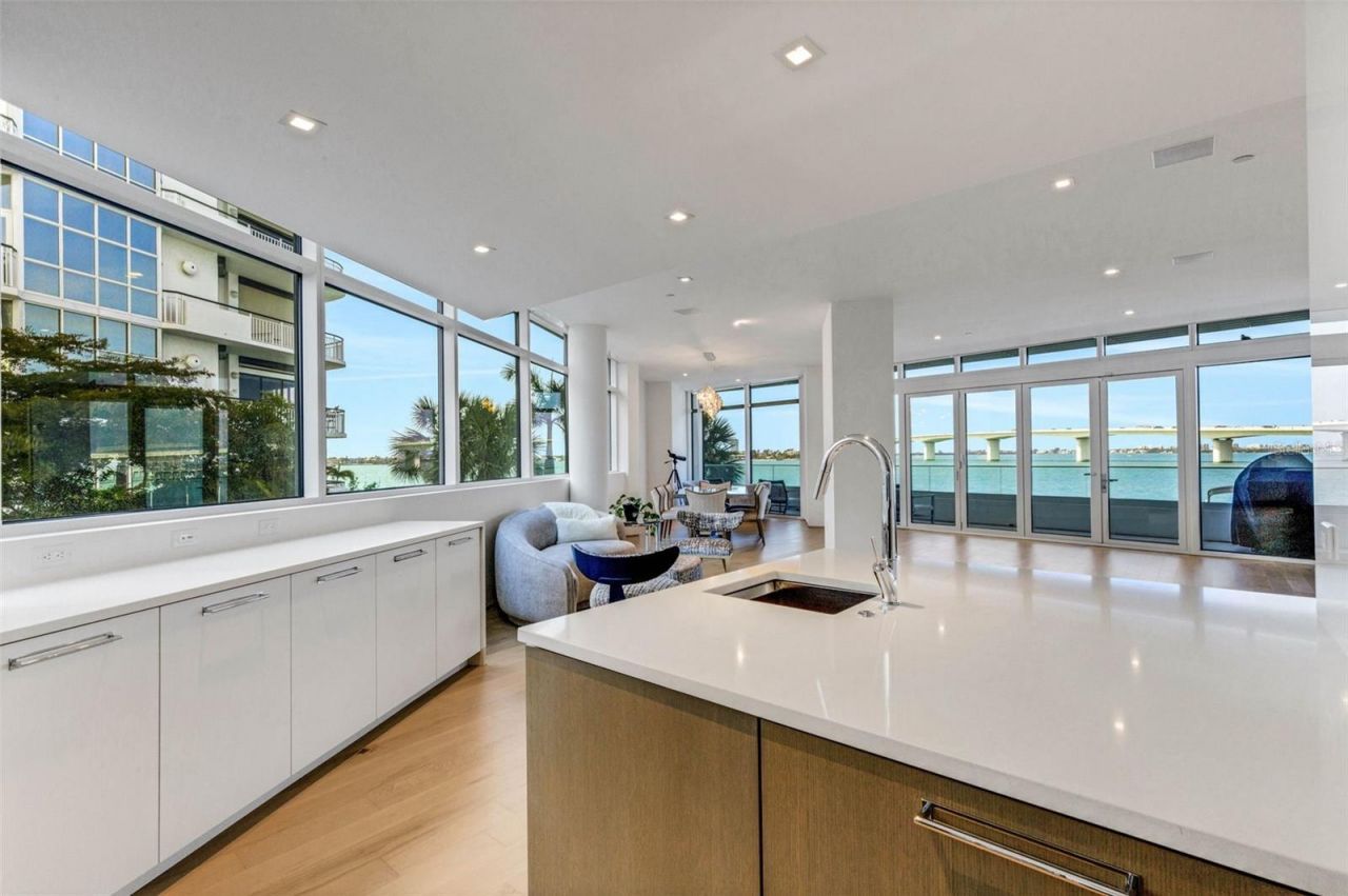 280 Golden Gate Point, Unit 200, Sarasota, FL 34236 Photo