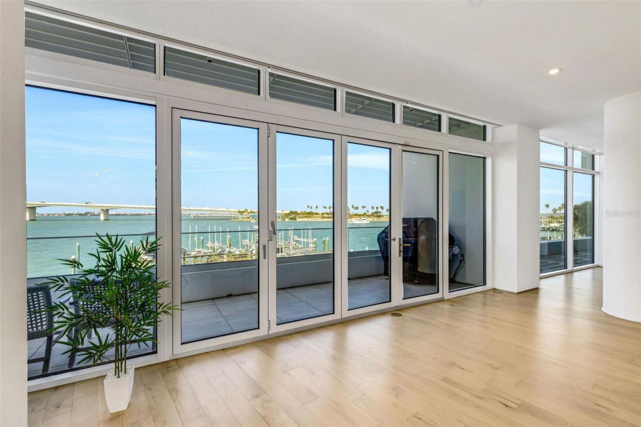 280 Golden Gate Point, Unit 200, Sarasota, FL 34236 Photo