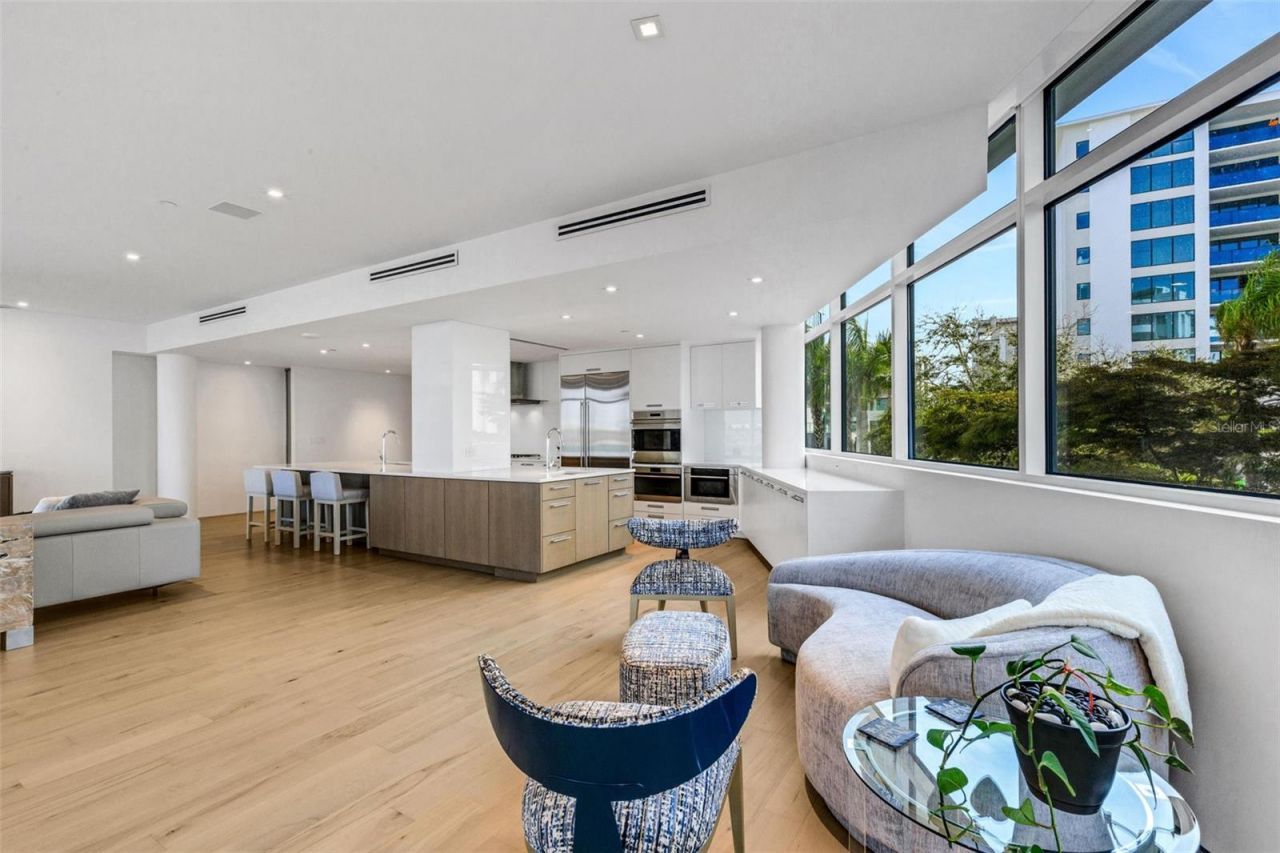 280 Golden Gate Point, Unit 200, Sarasota, FL 34236 Photo