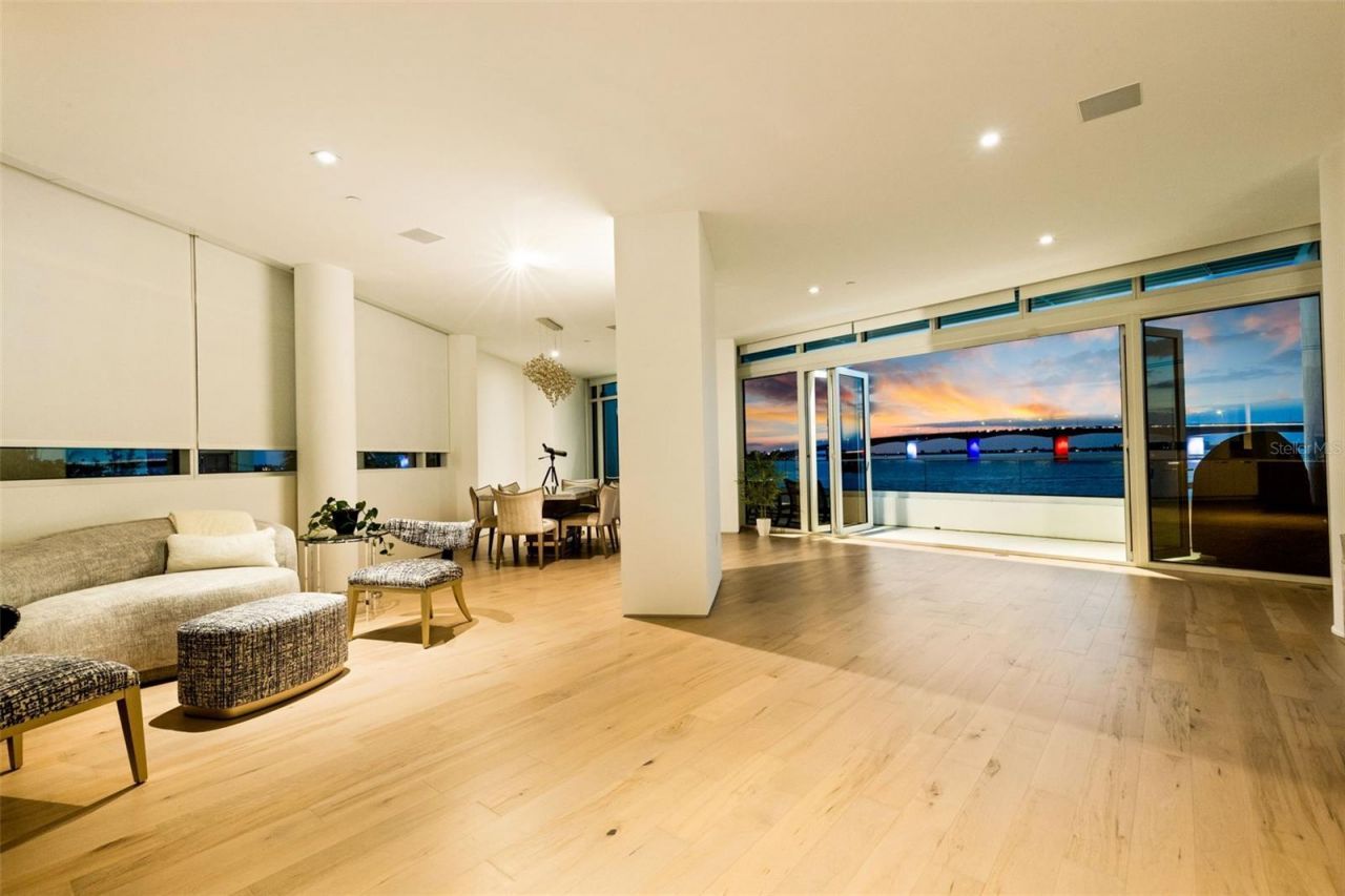 280 Golden Gate Point, Unit 200, Sarasota, FL 34236 Photo