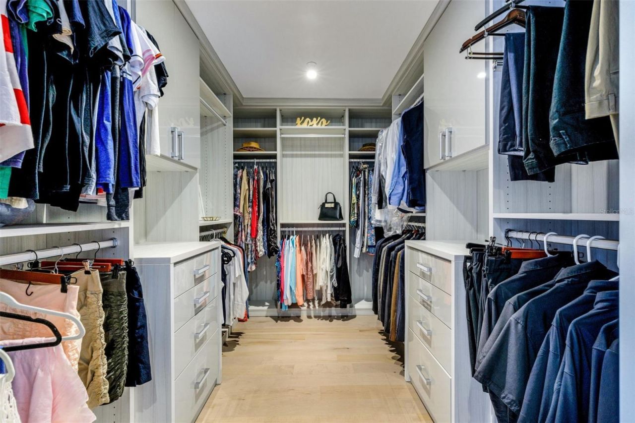 280 Golden Gate Point, Unit 200, Sarasota, FL 34236 Photo