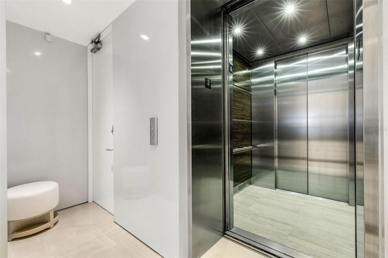 280 Golden Gate Point, Unit 200, Sarasota, FL 34236 Photo