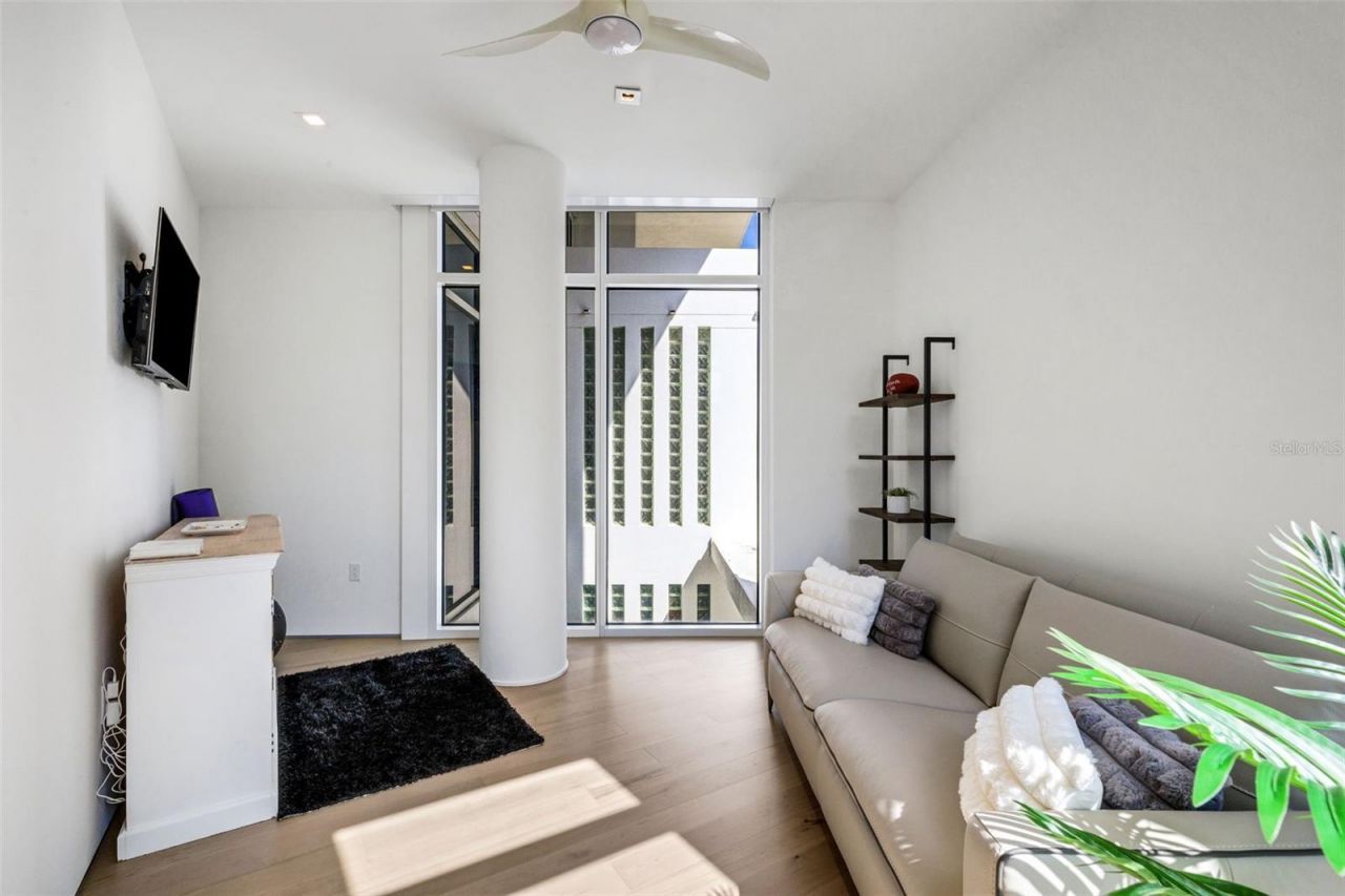 280 Golden Gate Point, Unit 200, Sarasota, FL 34236 Photo