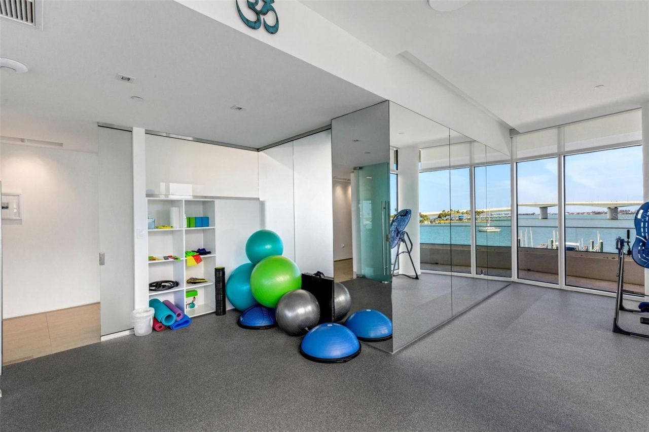 280 Golden Gate Point, Unit 200, Sarasota, FL 34236 Photo