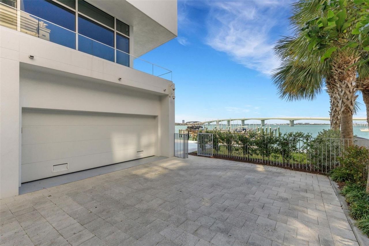 280 Golden Gate Point, Unit 200, Sarasota, FL 34236 Photo