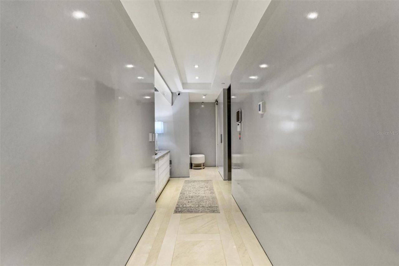 280 Golden Gate Point, Unit 200, Sarasota, FL 34236 Photo