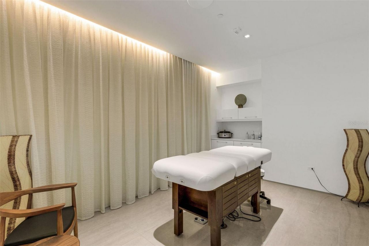 280 Golden Gate Point, Unit 200, Sarasota, FL 34236 Photo