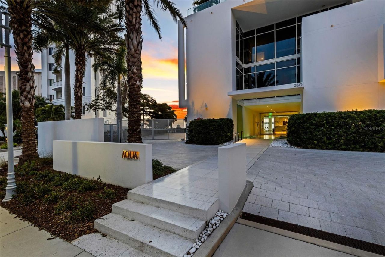 280 Golden Gate Point, Unit 200, Sarasota, FL 34236 Photo