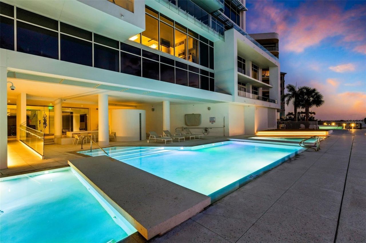 280 Golden Gate Point, Unit 200, Sarasota, FL 34236 Photo