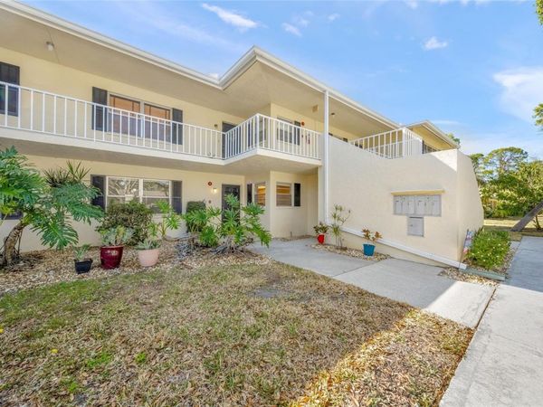 7860 PALM AIRE LANE, Unit 105, SARASOTA, FL 34243