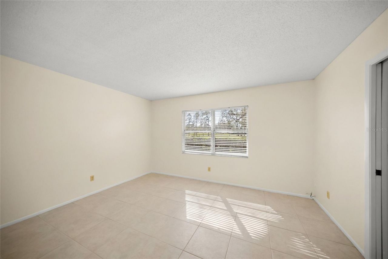 7860 Palm Aire Lane, Unit 105, Sarasota, FL 34243 Photo