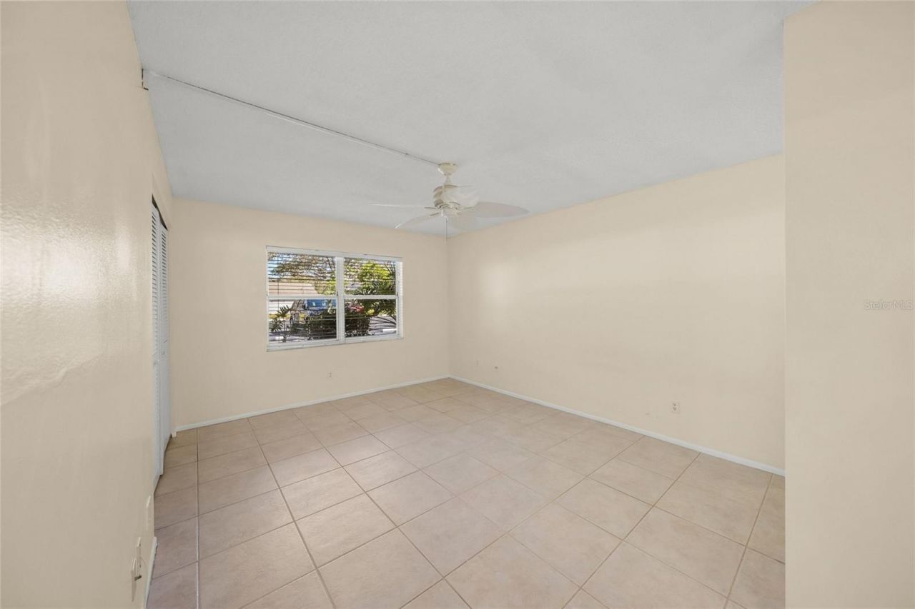 7860 Palm Aire Lane, Unit 105, Sarasota, FL 34243 Photo