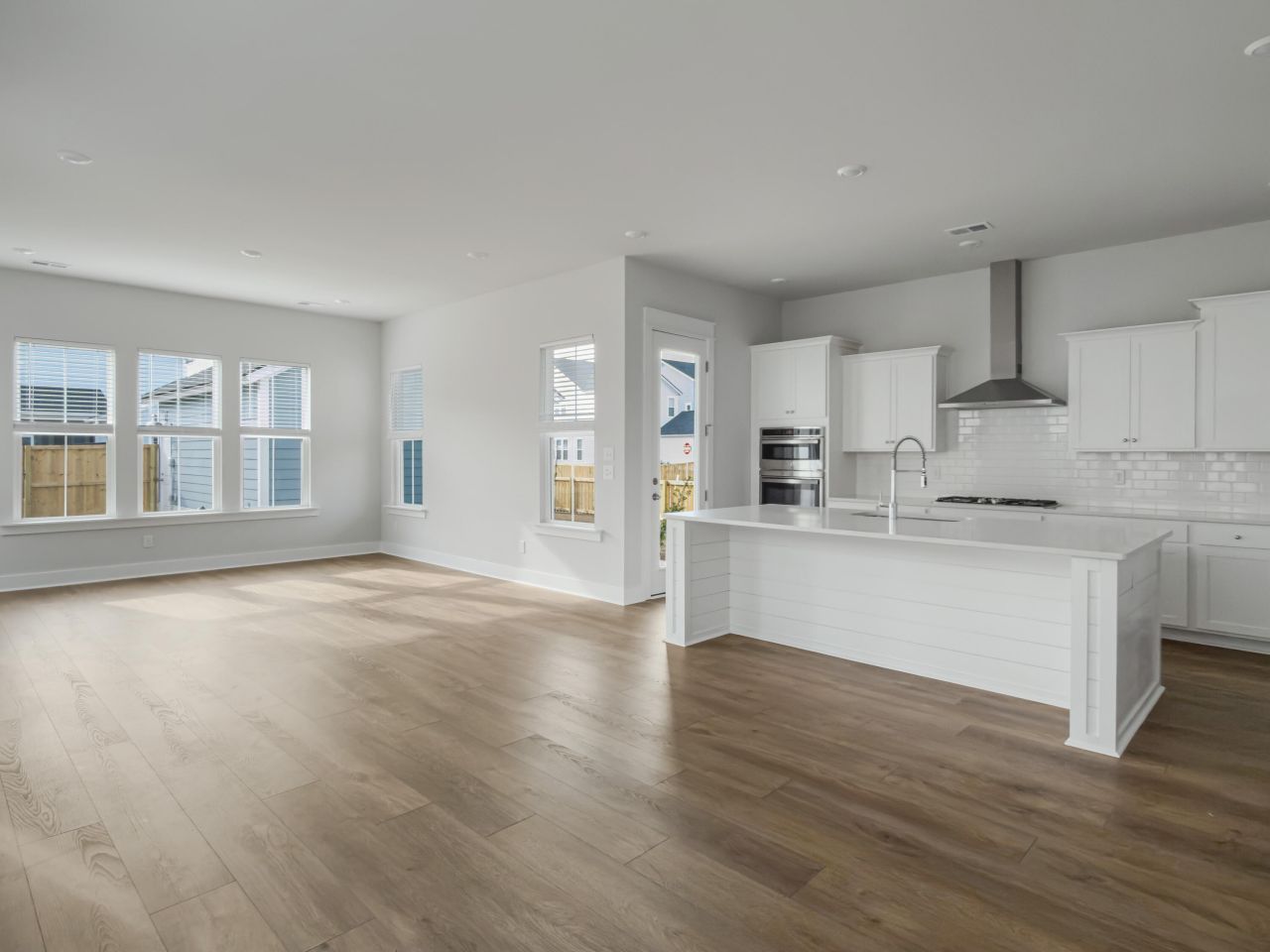 302 Archar Street Photo 13