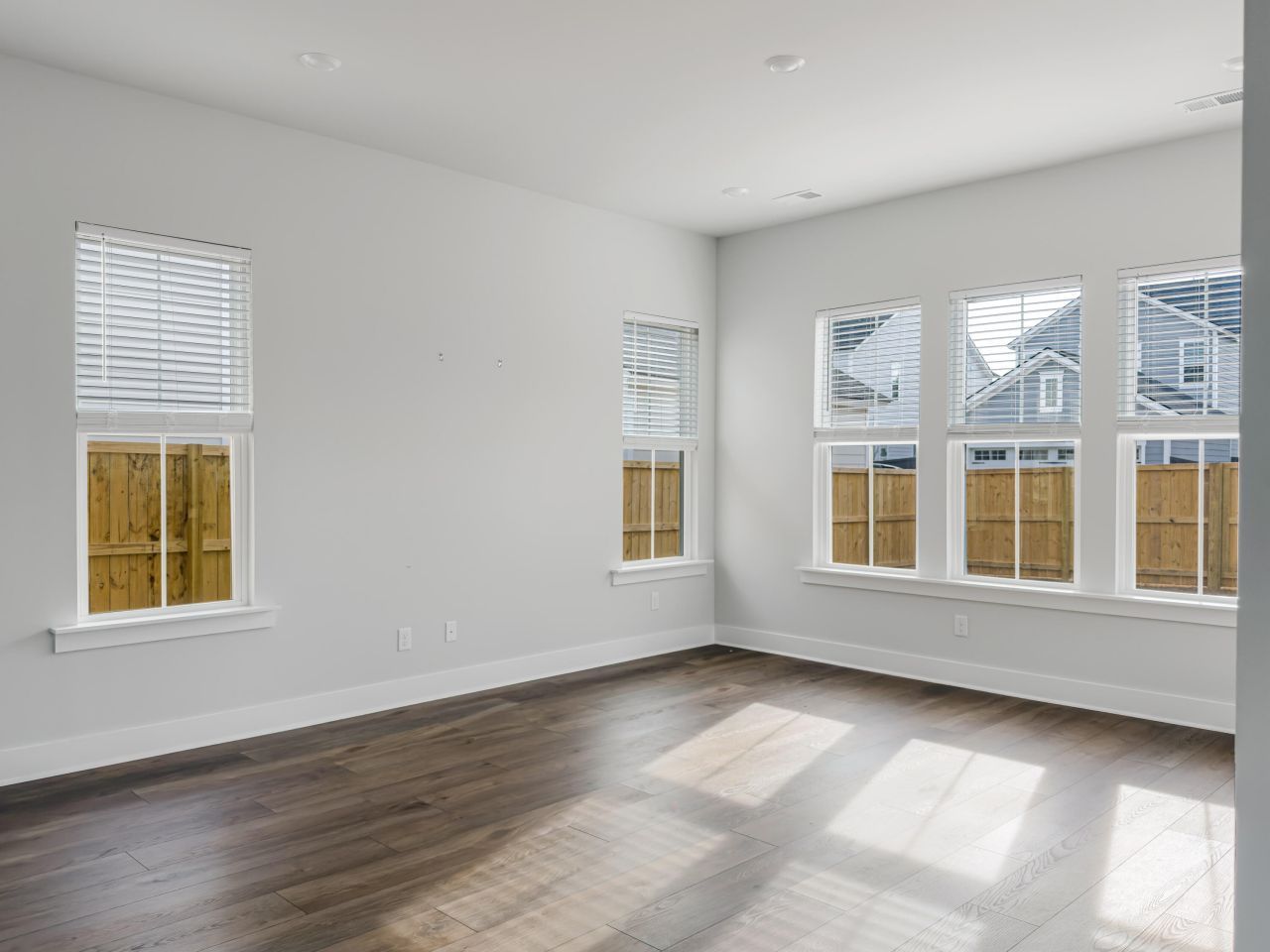 302 Archar Street Photo 23