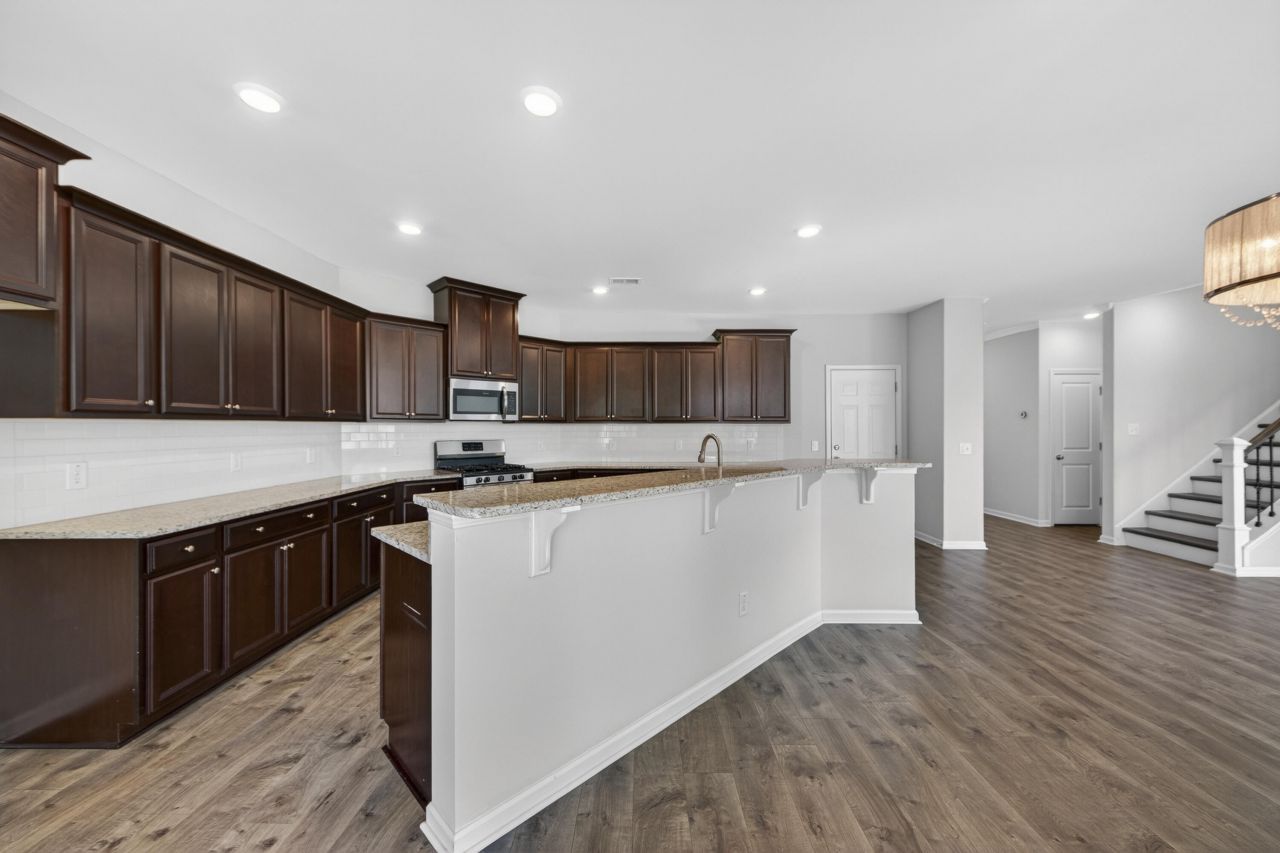 9905 Winged Elm Street Photo 15