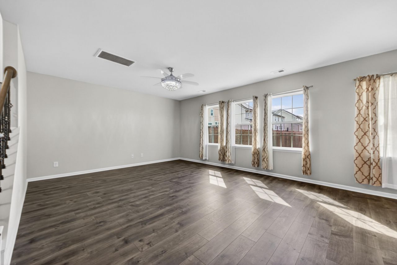 9905 Winged Elm Street Photo 17