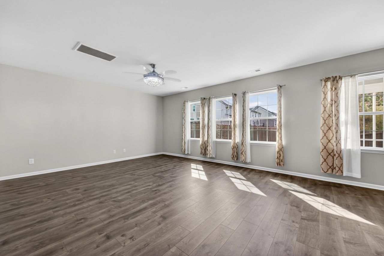 9905 Winged Elm Street Photo 19