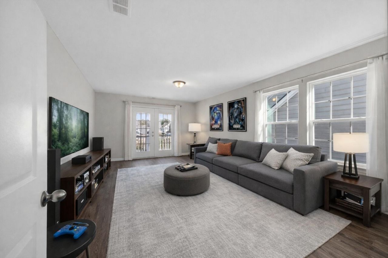 9905 Winged Elm Street Photo 39