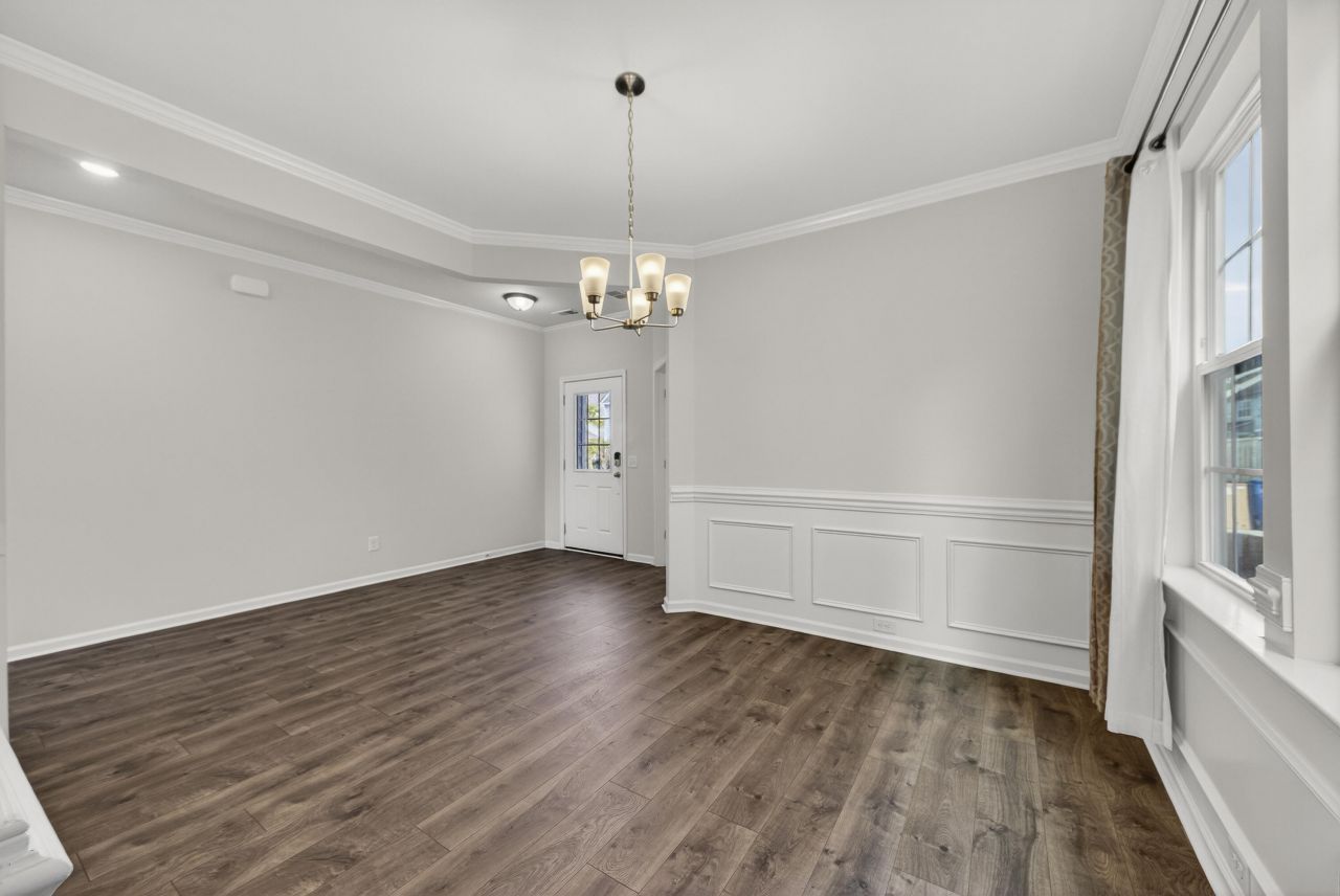 9905 Winged Elm Street Photo 9