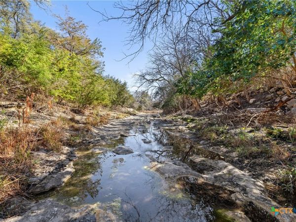 111 La Luna Drive , Blanco, TX 78606