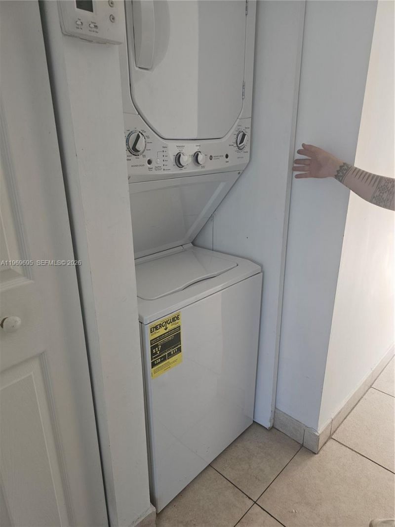 2647 NW 25th Ave , Unit 408, Miami, FL 33142 Photo