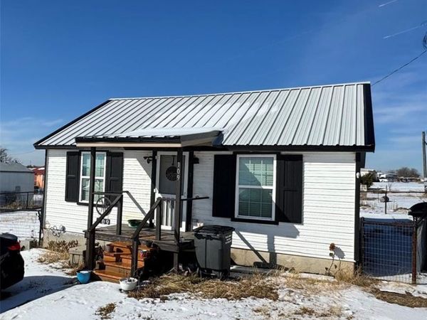 109 W Morning Dove Drive, Azle, TX 76020