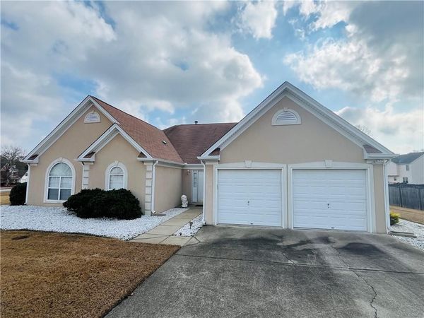 19 Meadow Crest Court, Powder Springs, GA 30127