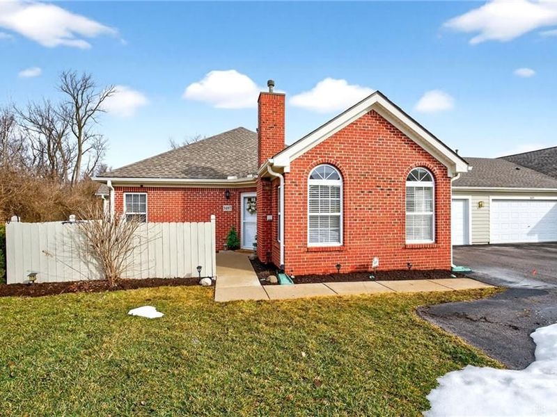 5097 Crescent Ridge Drive, Clayton, OH 45315 Photo 1