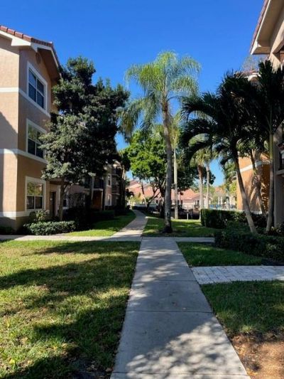 8871 Wiles Road, Unit 201, Coral Springs, FL 33067 Photo