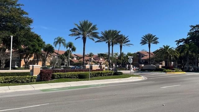 8871 Wiles Road, Unit 201, Coral Springs, FL 33067 Photo