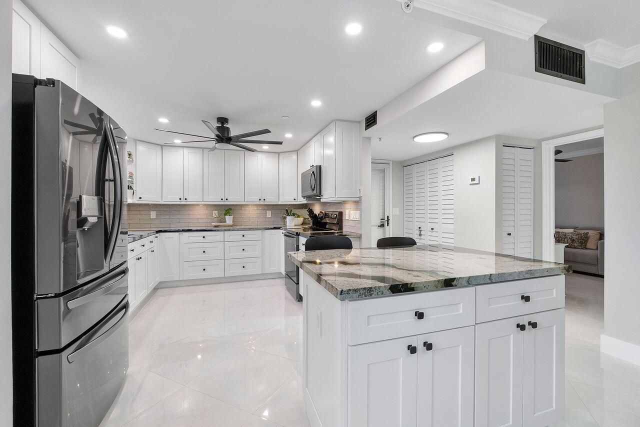 3300 S Ocean Boulevard, Unit 317-c, Highland Beach, FL 33487 Photo