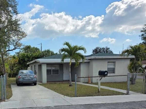 400 NW 18th Avenue, Fort Lauderdale, FL 33311