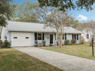 1625 NEW ABBEY AVENUE, LEESBURG, FL 34788