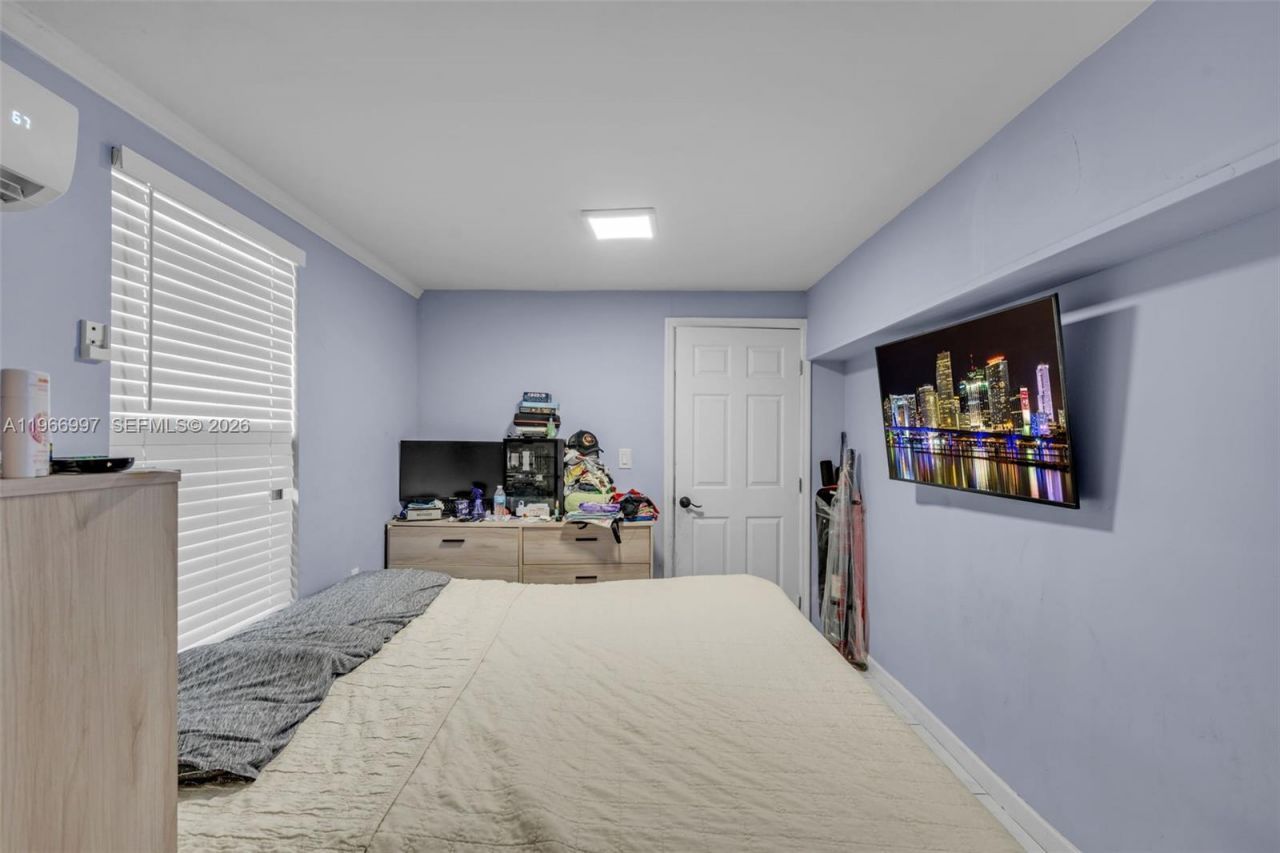 411 N 61st Ave, Hollywood, FL 33024 Photo