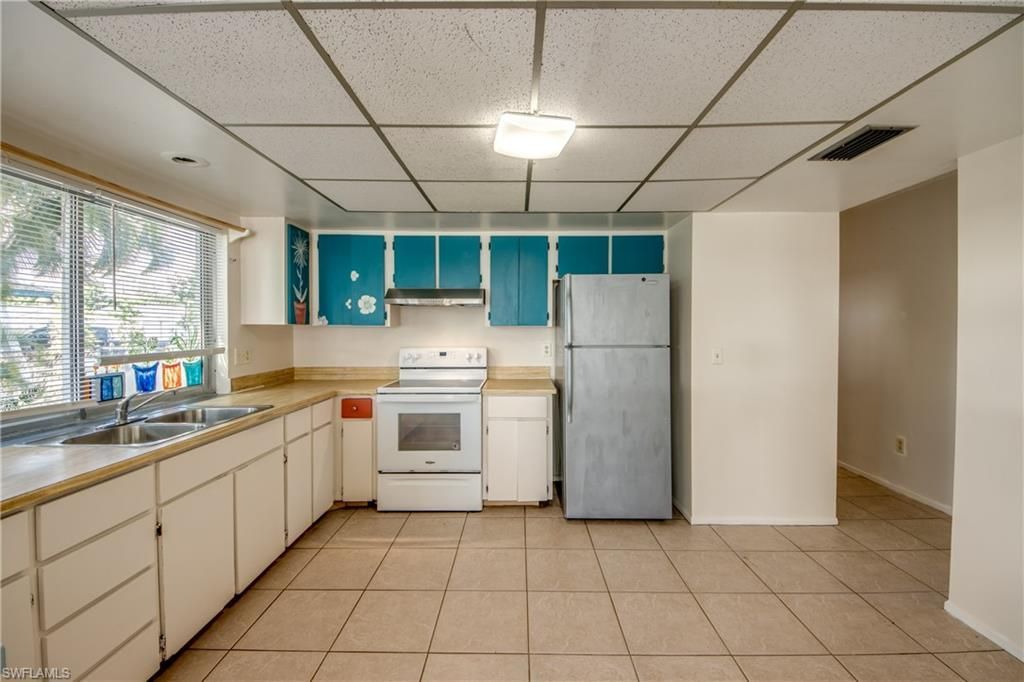 1384 Sourwood Ct, North Fort Myers, FL 33917 Photo