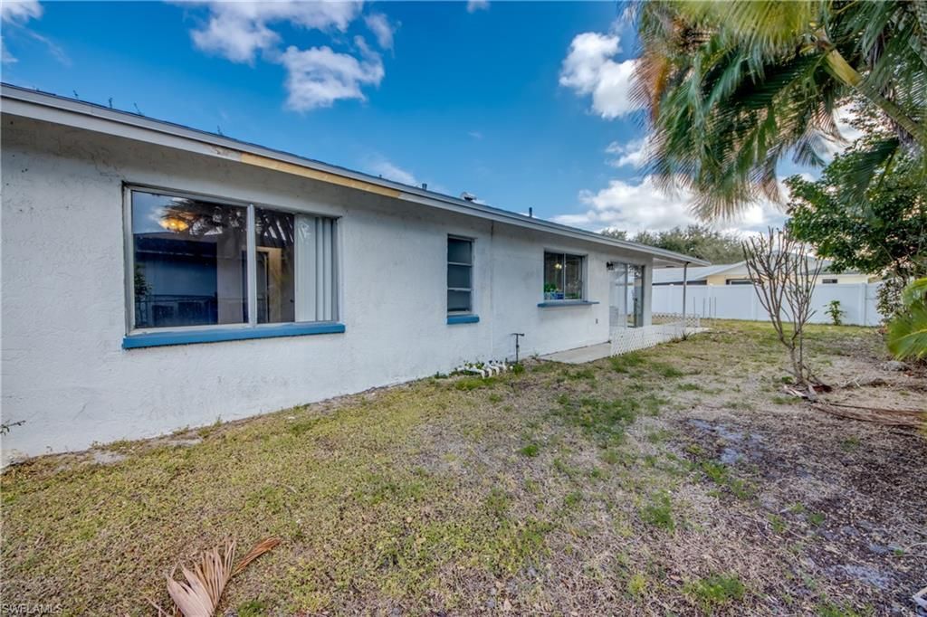 1384 Sourwood Ct , North Fort Myers, FL 33917 Photo