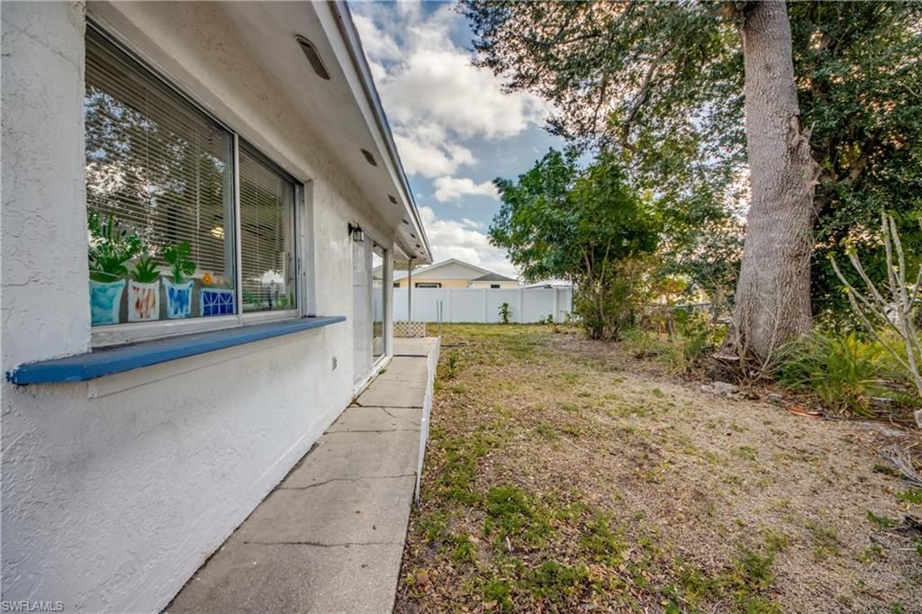 1384 Sourwood Ct , North Fort Myers, FL 33917 Photo