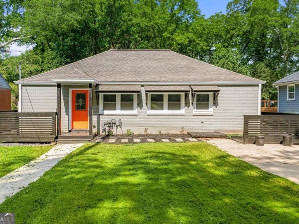 436 W Lake Avenue NW, Atlanta, GA 30318