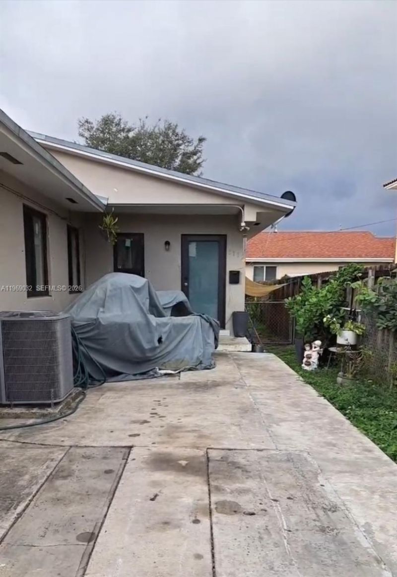 1112 SW 11th Ave, Miami, FL 33129 Photo