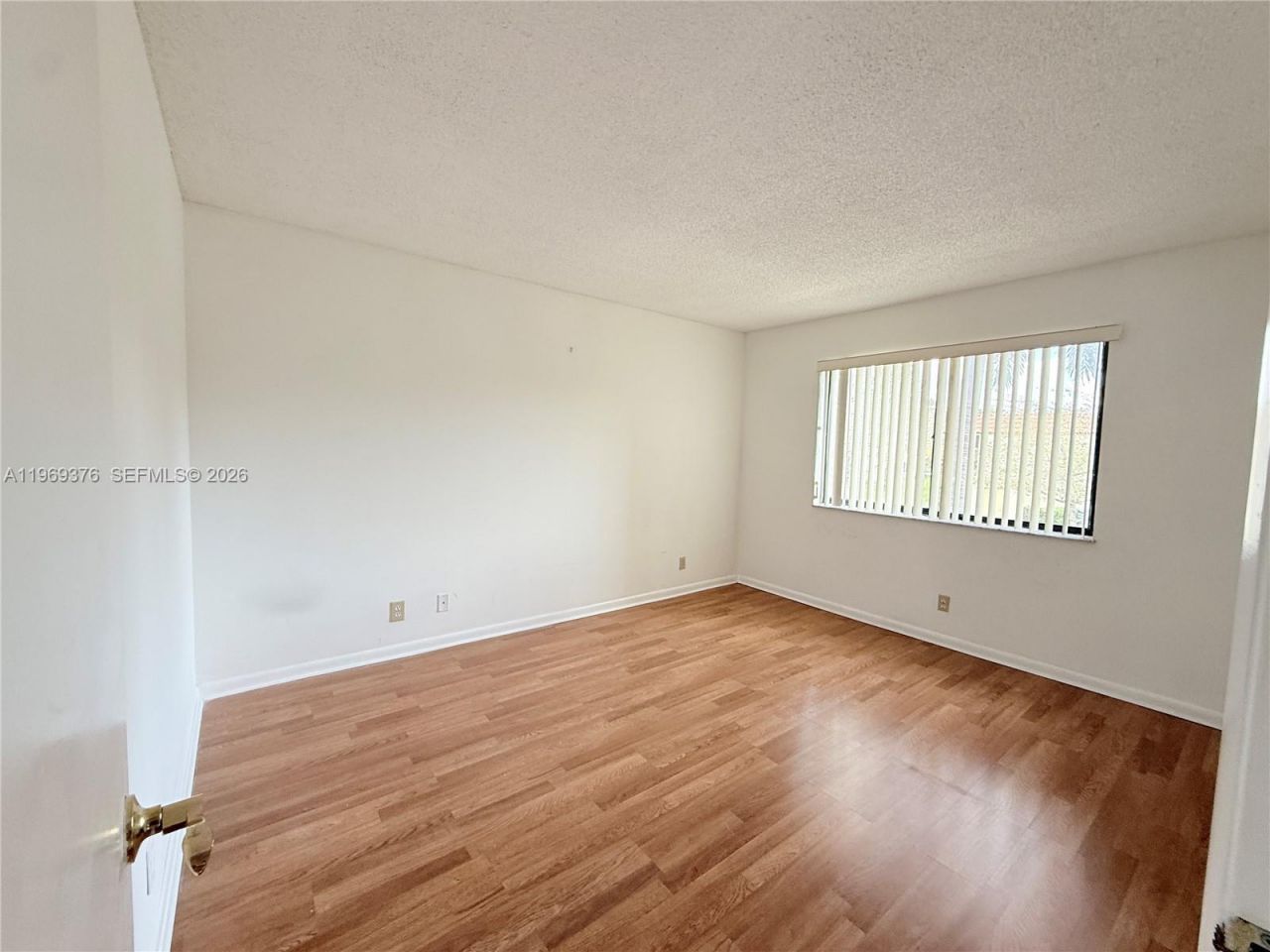 432 Lakeview Dr, Unit 201, Weston, FL 33326 Photo