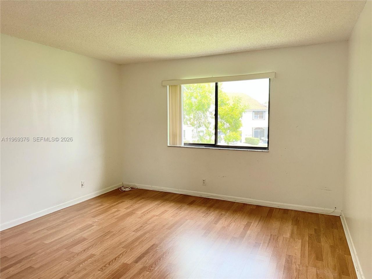 432 Lakeview Dr, Unit 201, Weston, FL 33326 Photo