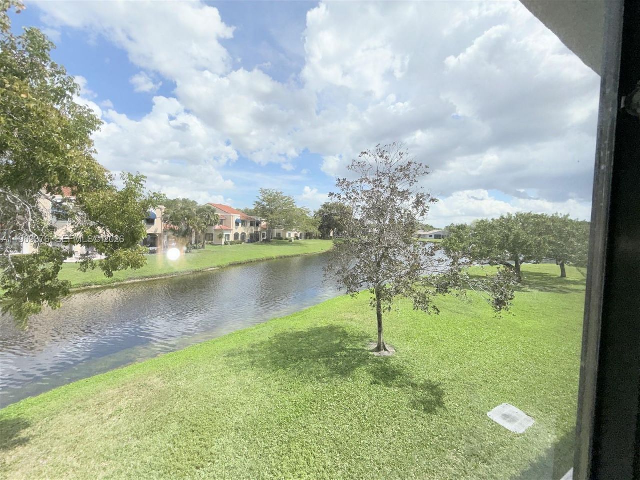 432 Lakeview Dr, Unit 201, Weston, FL 33326 Photo