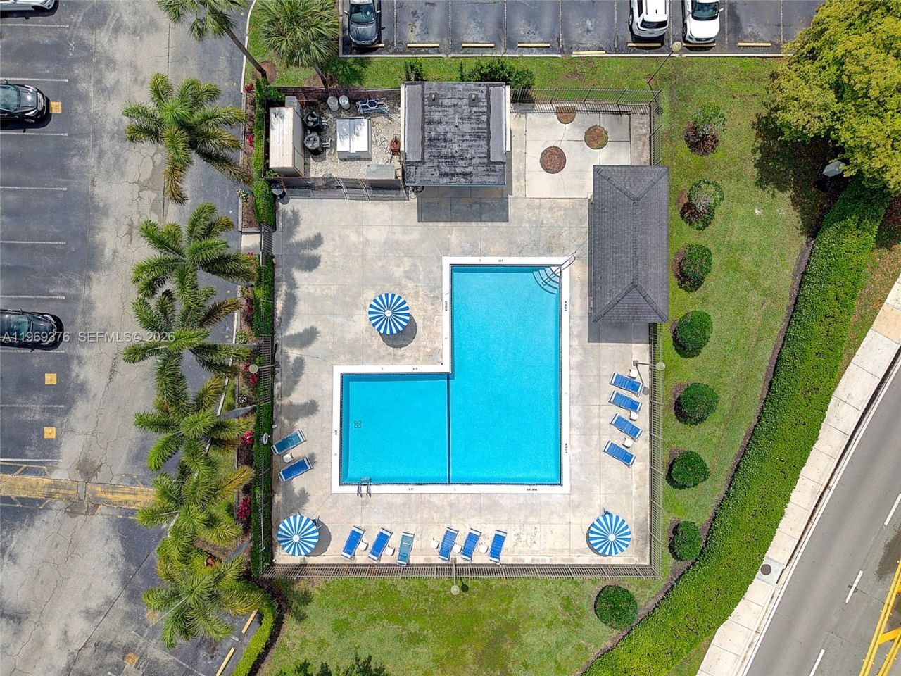 432 Lakeview Dr, Unit 201, Weston, FL 33326 Photo