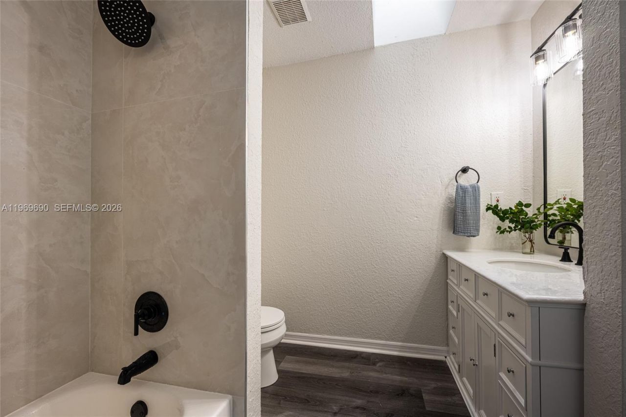 2668 Country Golf Dr , Wellington, FL 33414 Photo