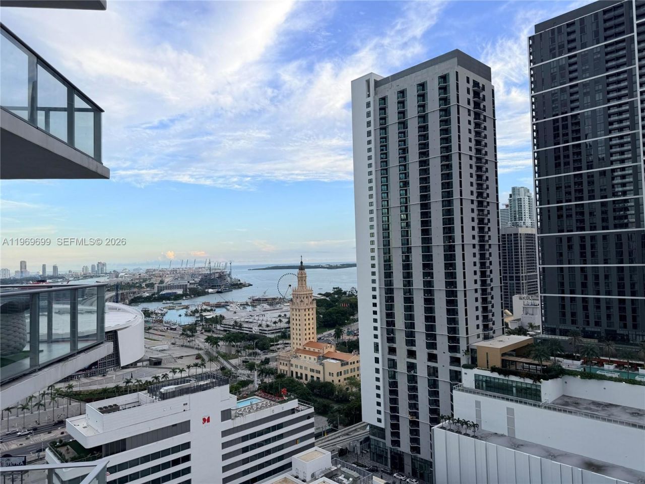 851 NE 1st Ave, Unit 2212, Miami, FL 33132 Photo